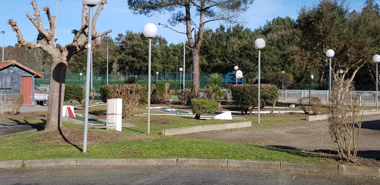 Résidence VILLAS DU LAC Soustons Exterior foto