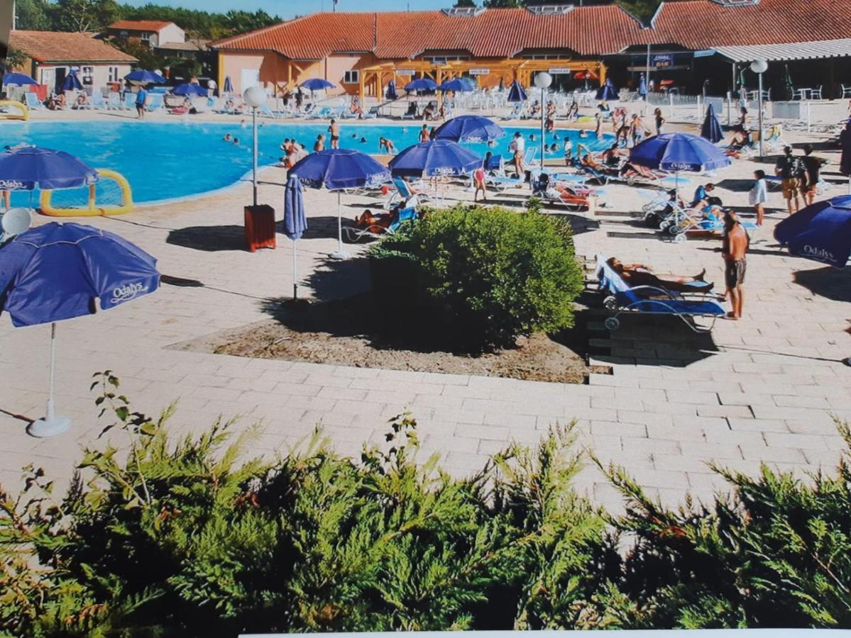 Résidence VILLAS DU LAC Soustons Exterior foto